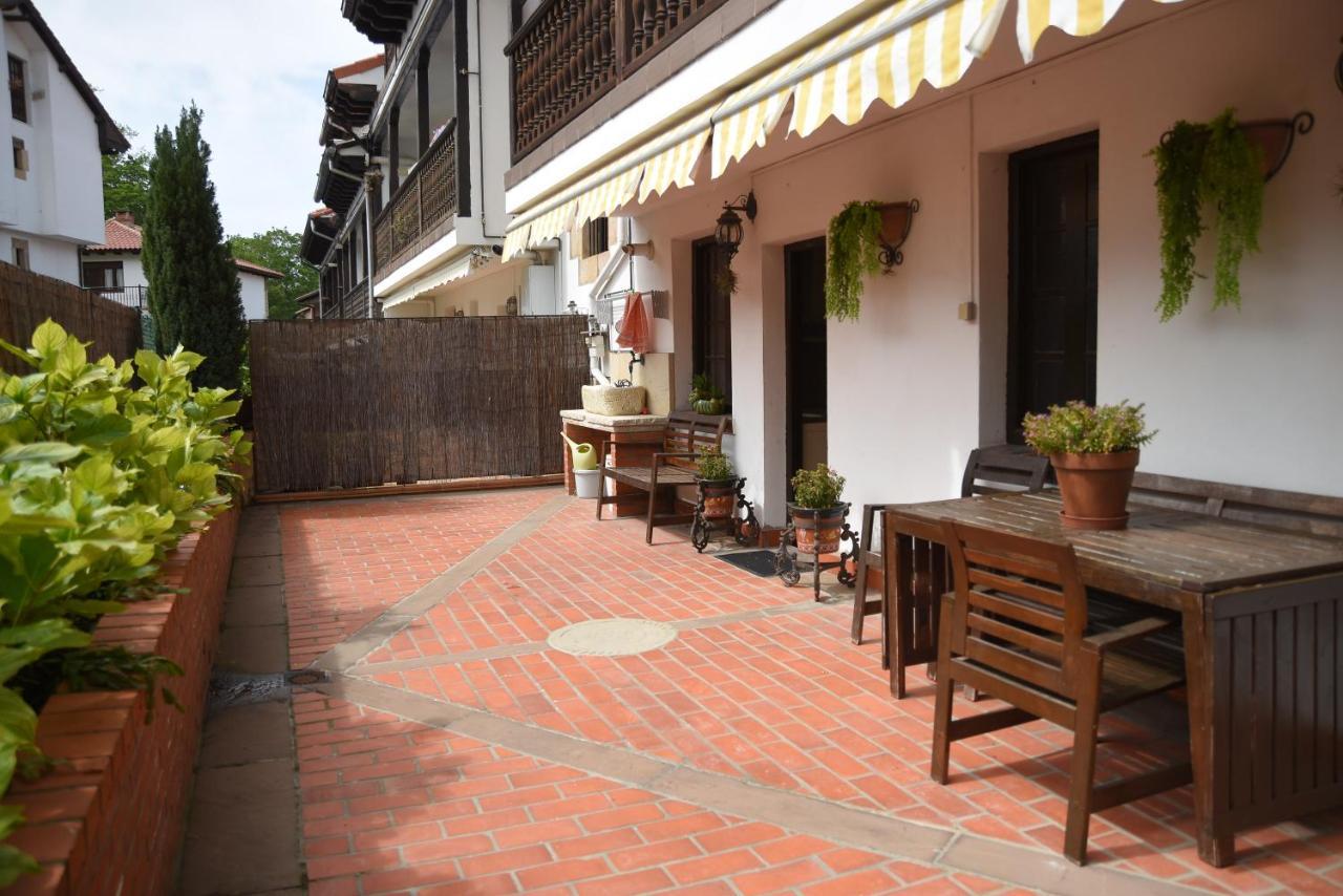 Pisazo En Pleno Centro De Santillana Con Terraza Santillana del Mar Exterior photo